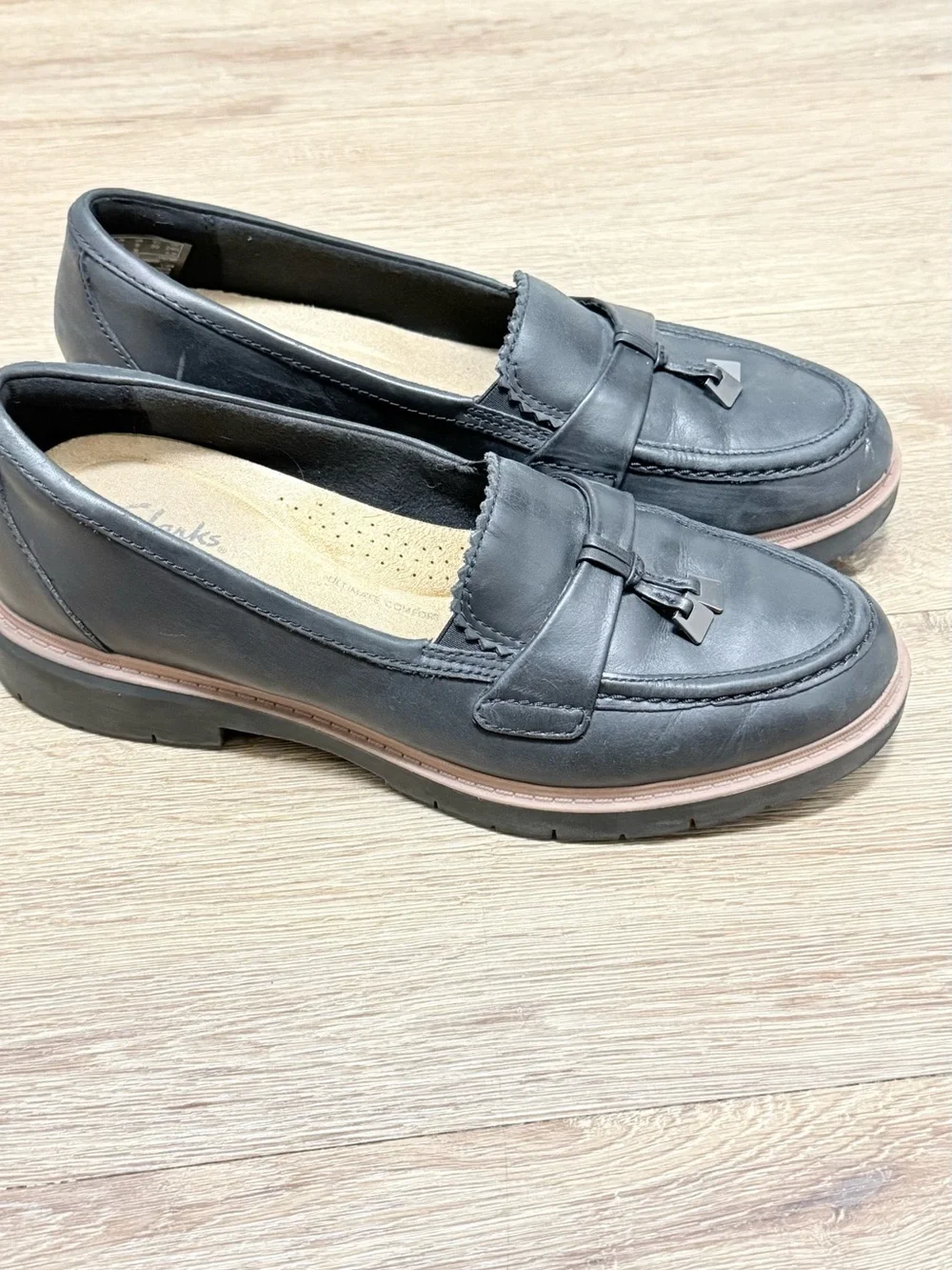 Clarks Gray Leather Tassel Loafers with Contrasting Sole